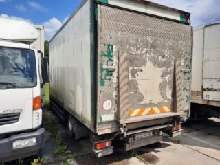 Soubor movitého majetku – nákladní automobily Renault Midlum, návěs Kögel, Škoda Octavia